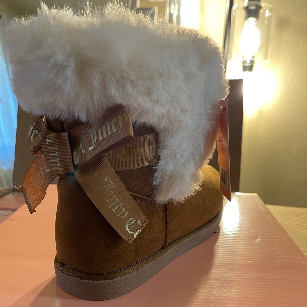 New super cute Juicy Couture boots